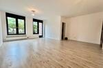 Modernisierte 3 Zimmer Wohnung in zentraler Lage mit großem Sonnenbalkon!