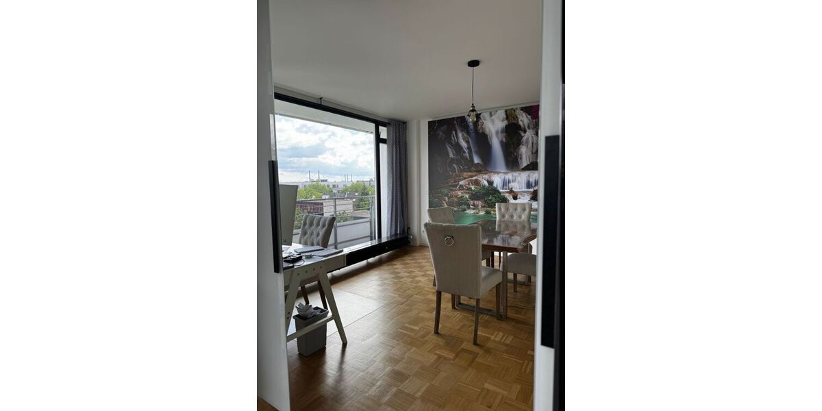 Provisionsfrei* Golzheim - wegen Auswanderung direkt vom Eigentümer sanierte 4 Zi-Wohnung mit hochwertiger Küche - Etagenwohnung Düsseldorf Stadtbezirk 5 | Angebot:25813842