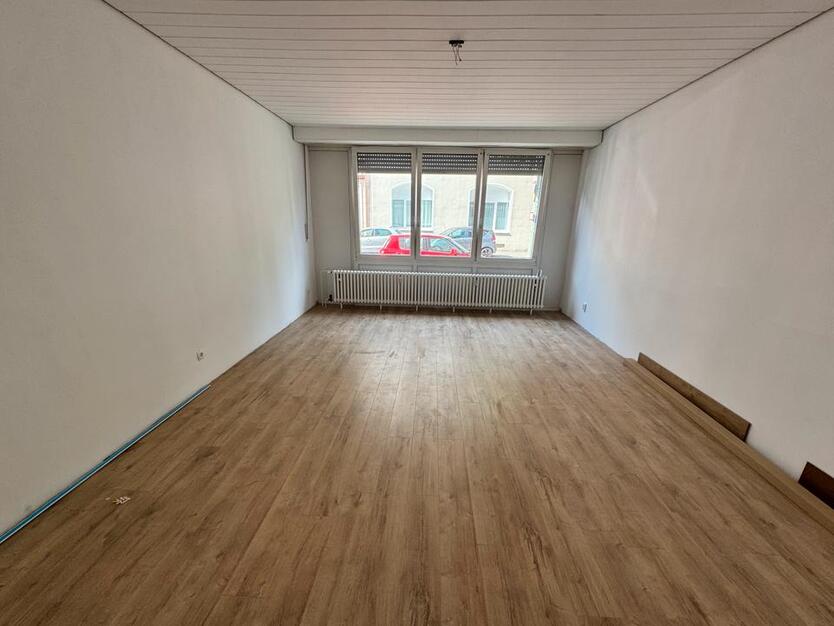 Möblierte 1-Zimmer-Wohnung mit neuer Küche direkt an der Uni