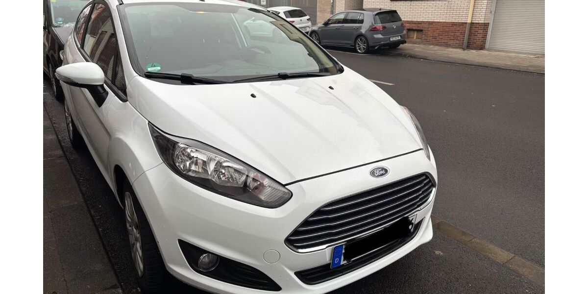 Ford Fiesta 113.500 km 4.900 &euro; Mönchengladbach 41066