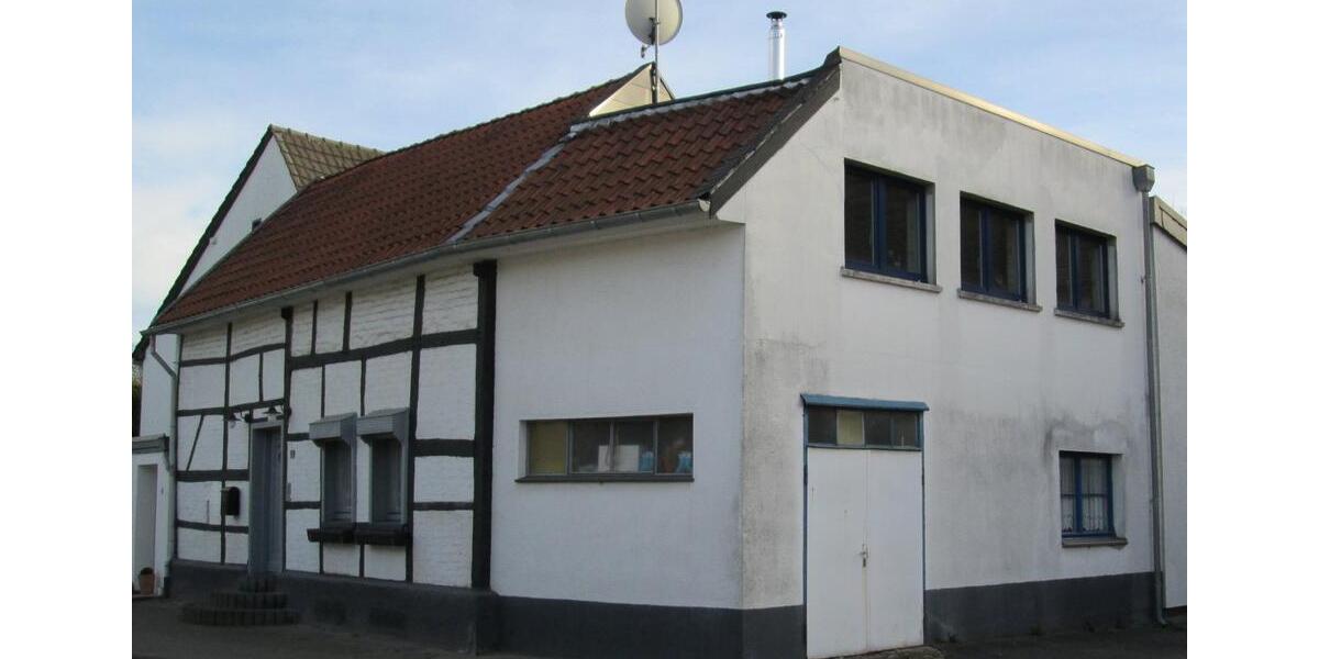 Etagenwohnung Mönchengladbach Süd - 4 Zimmer, 143 m&sup2;, 349.000&euro; | Angebot:27081317