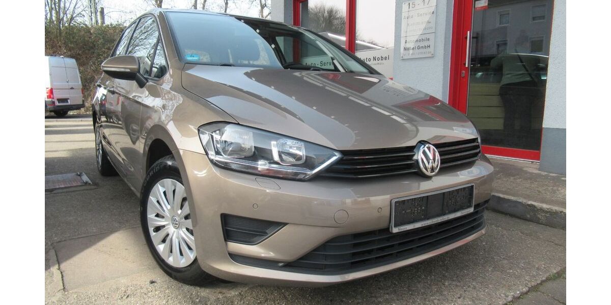 VW Golf Sportsvan 79.000 km 10.500 &euro; Solingen 42697