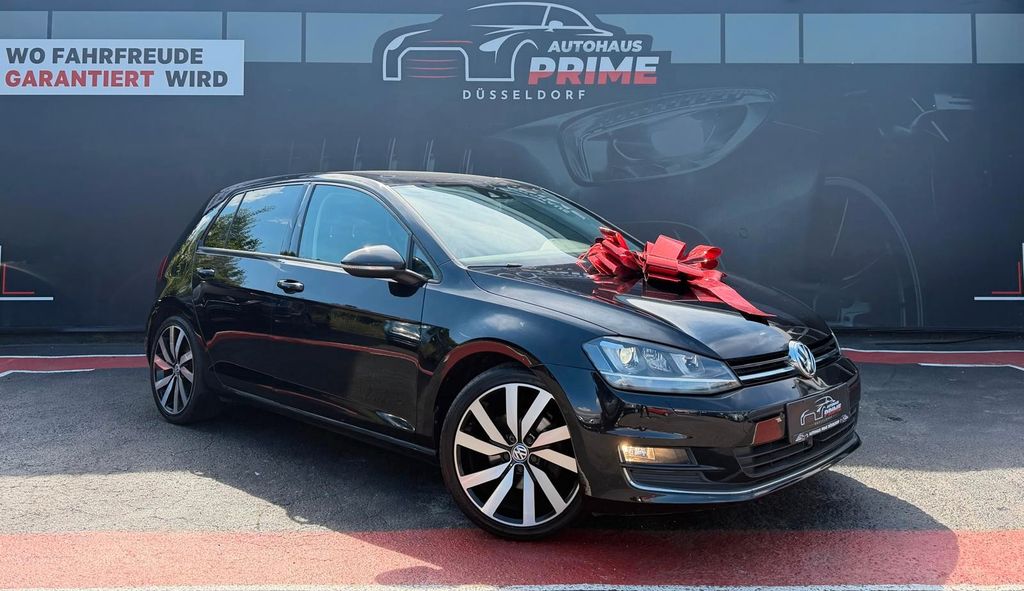 VW Golf 204.500 km 8.990 &euro; Düsseldorf 40591