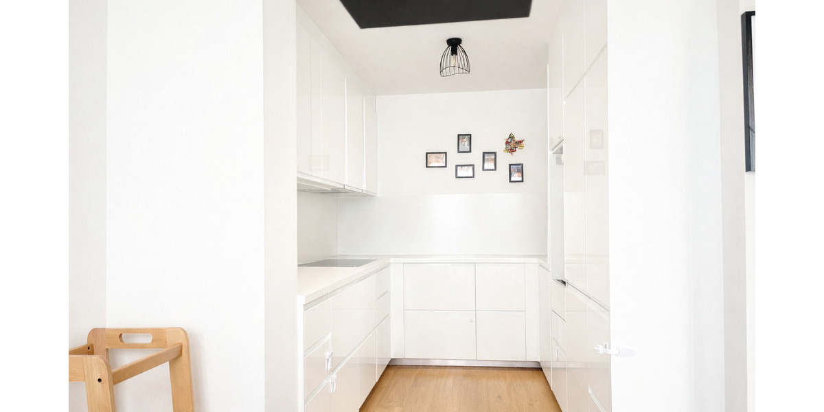 Hochwertig sanierte EG-Wohnung mit Parkett, Einbauküche & Garten 3 zimmer