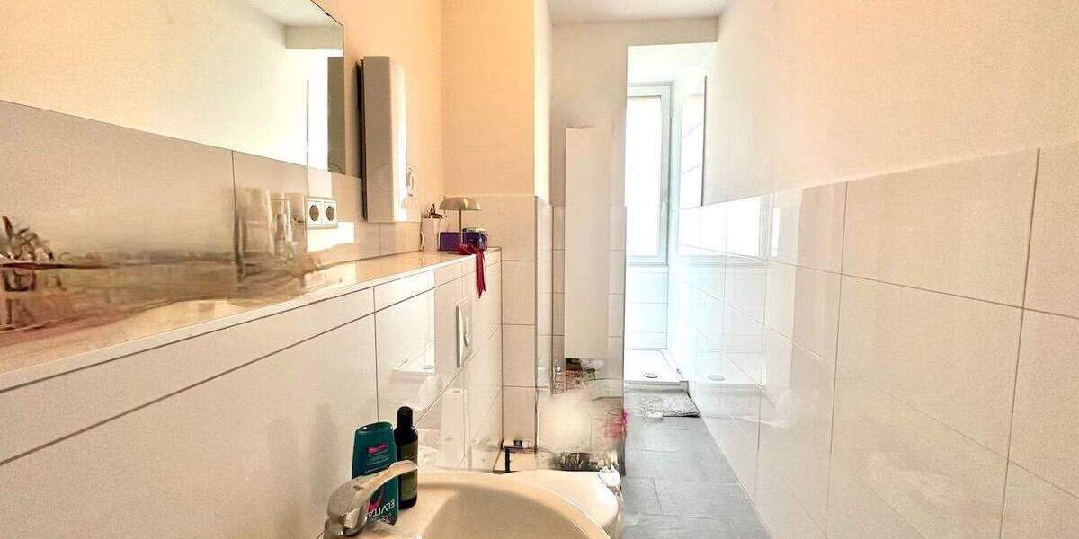 Mehrfamilienhaus, Wohnhaus Düsseldorf Heerdt - 6 Zimmer, 165 m&sup2;, 889.000&euro; | Angebot:25736814