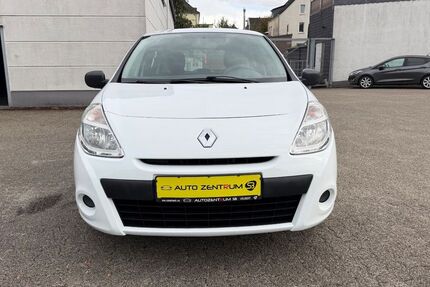 Renault Clio 130.000 km 3.490 &euro; Velbert 42553