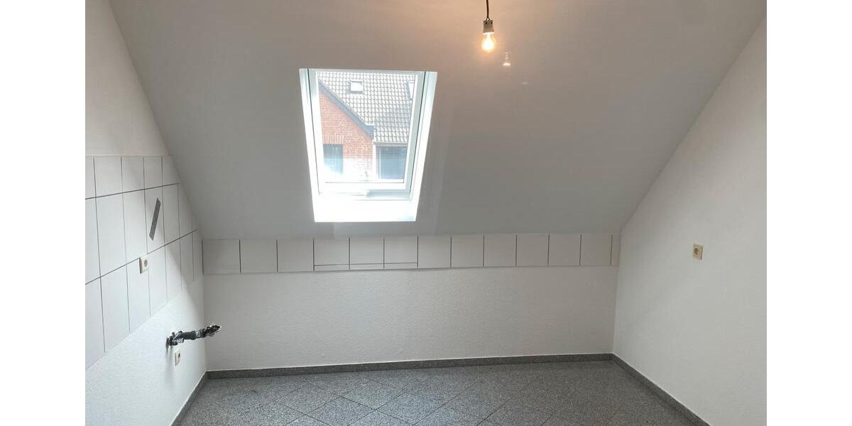 Etagenwohnung Krefeld Dießem - 2 Zimmer, 65 m&sup2;, 675&euro; | Angebot:26415685
