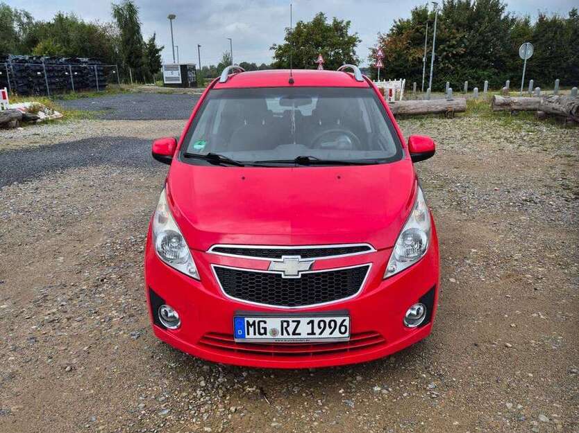 Chevrolet Spark 165.455 km 2.000 € Mönchengladbach 41061