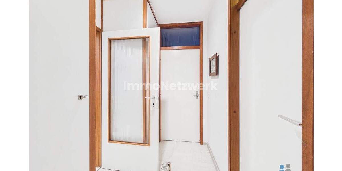 Etagenwohnung Neuss Innenstadt - 3 Zimmer, 78 m&sup2;, 275.000&euro; | Angebot:25821775