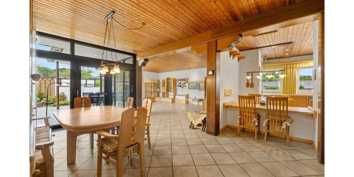 Bungalow Dormagen Hackenbroich - 8 Zimmer, 239 m&sup2;, 549.000&euro; | Angebot:26230626