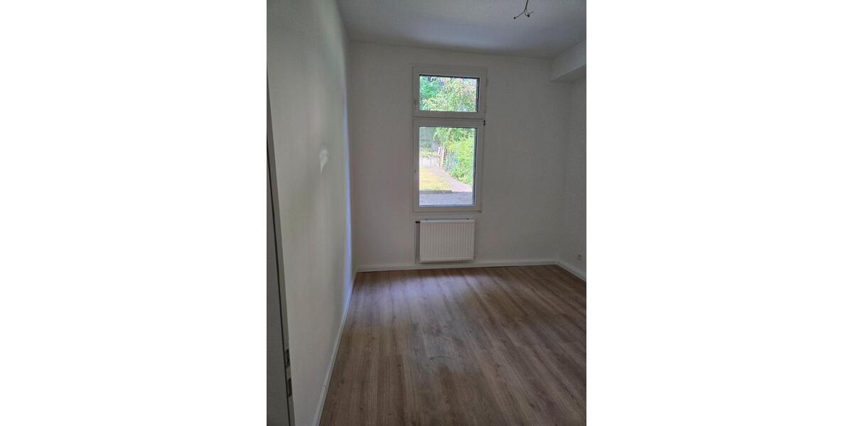Erdgeschoßwohnung Wuppertal Arrenberg - 3 Zimmer, 65 m&sup2;, 790&euro; | Angebot:25635958