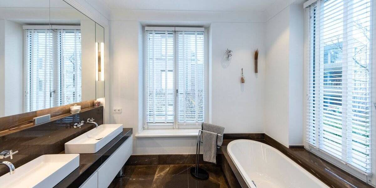 Etagenwohnung Düsseldorf / Stockum Stockum - 3 Zimmer, 157 m&sup2;, 1.490.000&euro; | Angebot:24115491