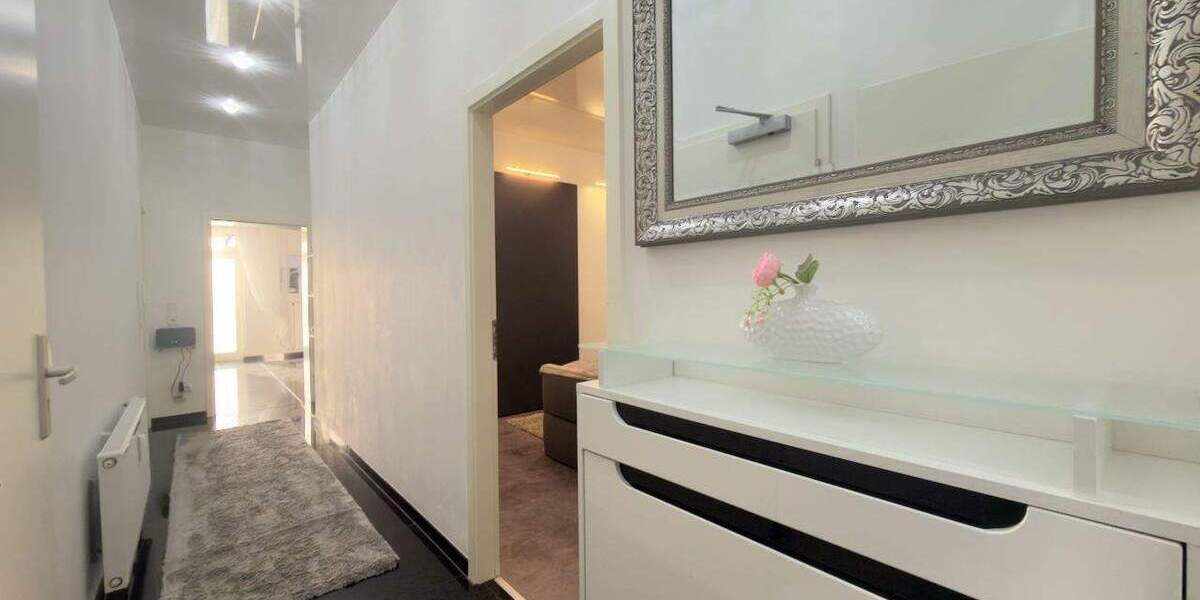 Etagenwohnung Mönchengladbach Rheydt - 4 Zimmer, 112 m&sup2;, 310.000&euro; | Angebot:25317263