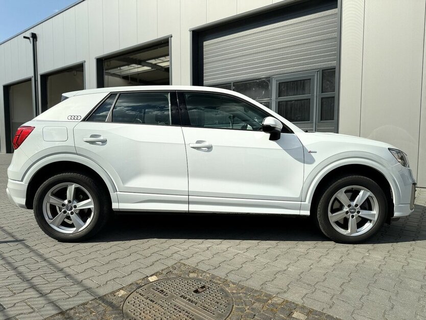 Audi Q2 35 TDI Sport / S Line / KeylessGO / AHK 55.000 km 25.490 € Mönchengladbach 41066