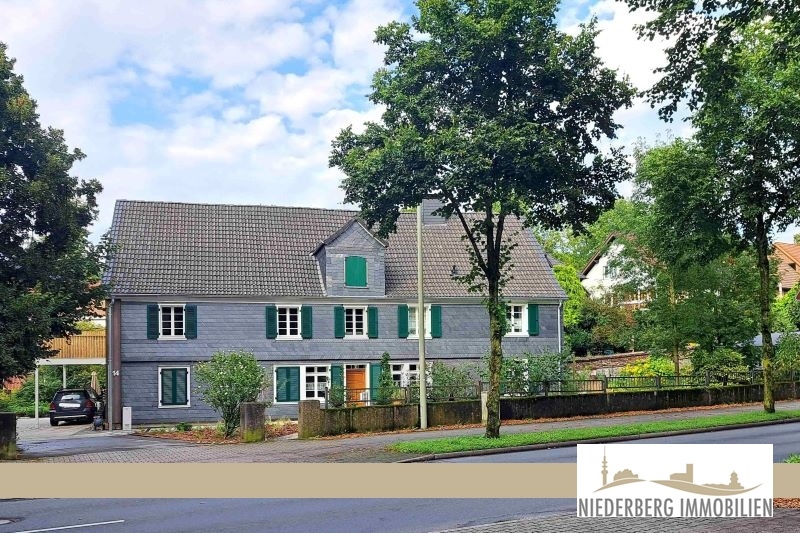 Wohnen auf Gut Stiel - tolle Wohnung mit Flair in Innenstadtnähe! 3.5 zimmer