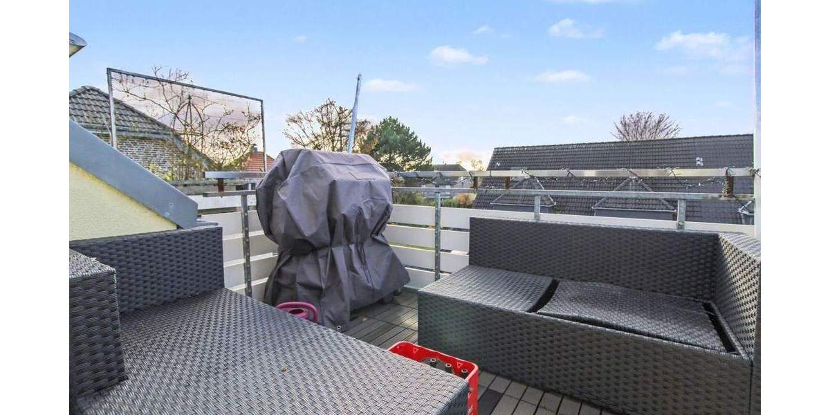 Charmante Maisonette-Dachgeschosswohnung mit Balkon, Garage und modernisierter Heiztechnik 2 zimmer