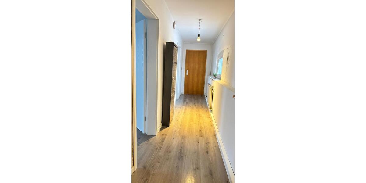 Schöne 3 Zimmerwohnung 65 Quadratmeter in ruhige Lage 3 zimmer