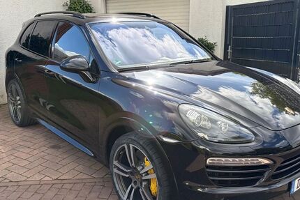 Porsche Cayenne 332.000 km 24.900 &euro; Duisburg 47269