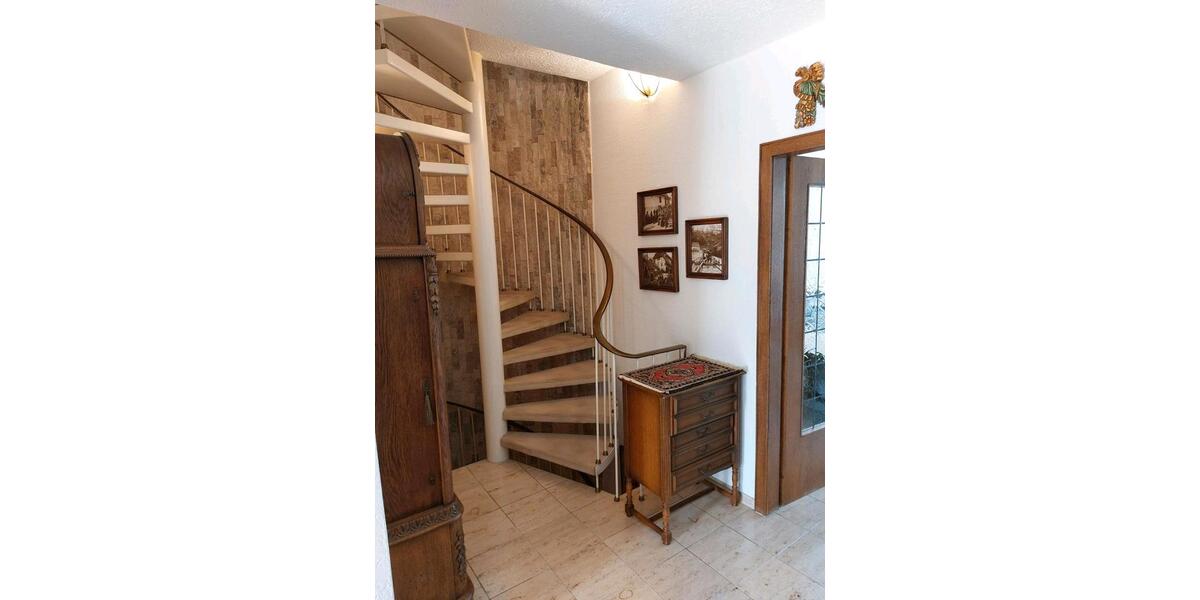 Reihenhaus Moers Schwafheim - 4 Zimmer, 106 m&sup2;, 320.000&euro; | Angebot:27285214