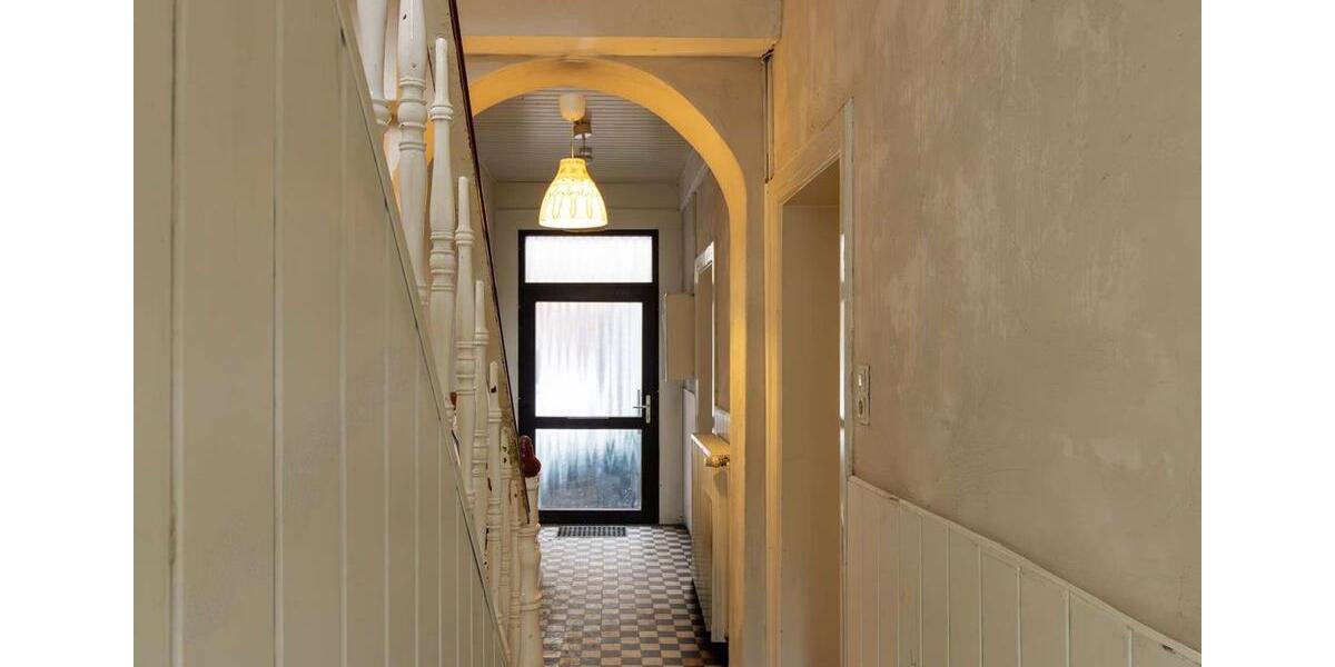 Reihenhaus Mönchengladbach - 6 Zimmer, 130 m&sup2;, 180.000&euro; | Angebot:26443550