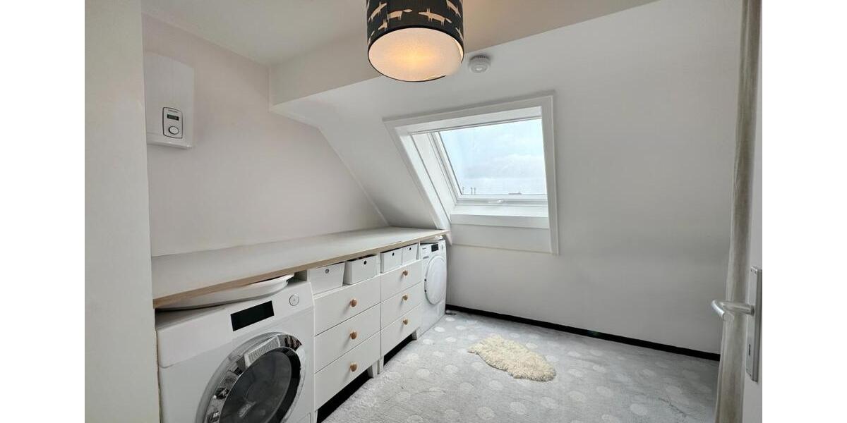 Einfamilienhaus Düsseldorf Düsseltal - 3.5 Zimmer, 155 m&sup2;, 2.297&euro; | Angebot:26381529