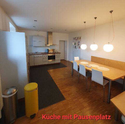 Zwei einzelne Cowork-Schreibtische von 4 suchen gerne LangzeitmieterIn - All-in-Miete