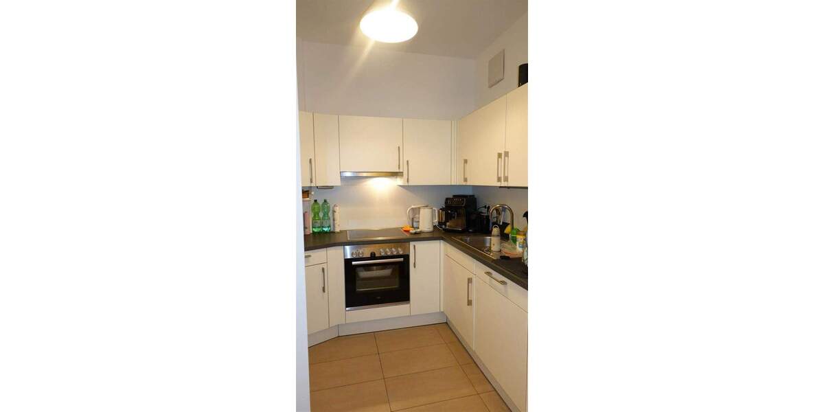 Moderne 3 Zimmer Wohnung + Balkon + Fußbodenheizung in D.-Flingern 3 zimmer