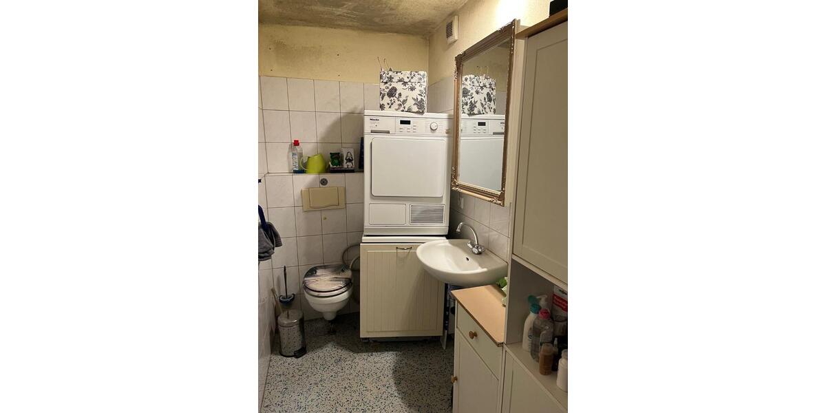 Reihenhaus Köln Nippes - 4 Zimmer, 100 m&sup2;, 1.200&euro; | Angebot:25511641