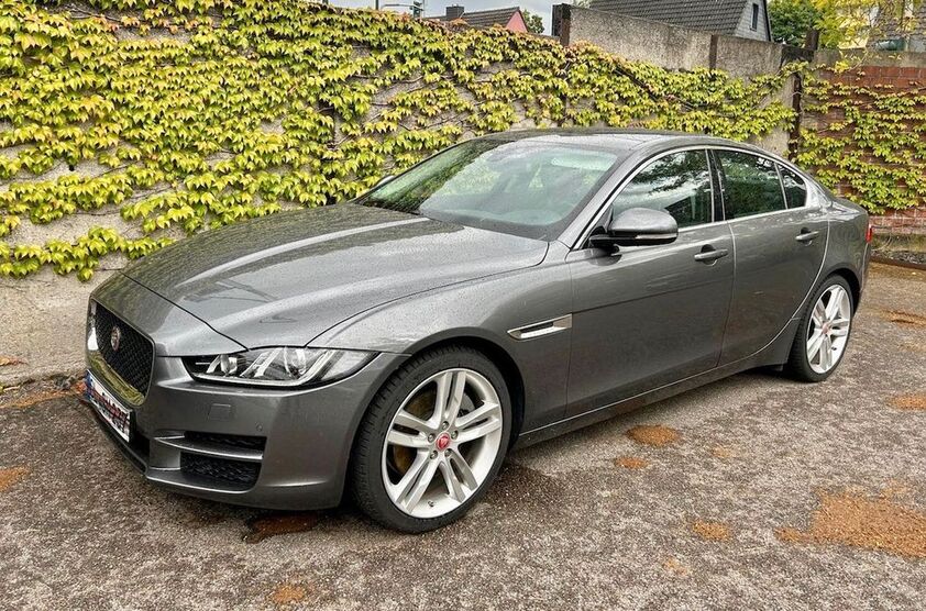 Jaguar XE 79.950 km 21.990 € Düsseldorf 40591