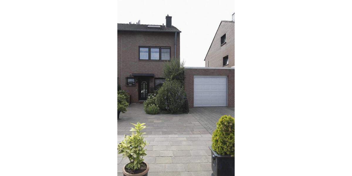 Einfamilienhaus als Doppelhaushälfte 5 zimmer