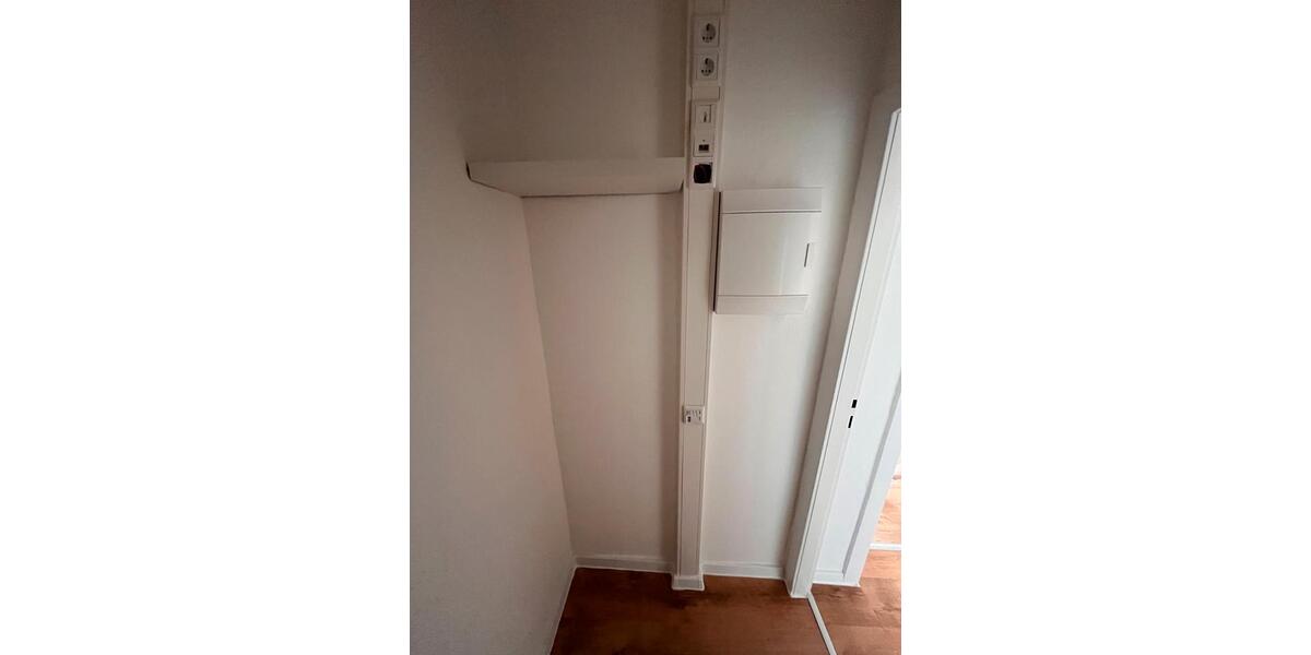 2 Zi Wohnung+ Balkon, 50qm neu saniert ,neue Küche & Bodenheizung 2 zimmer