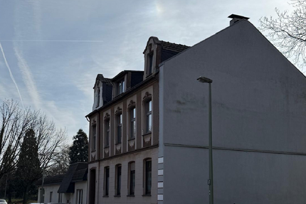 Haus zum Kaufen in Duisburg 385.000 € 255 m² 8.5 zimmer