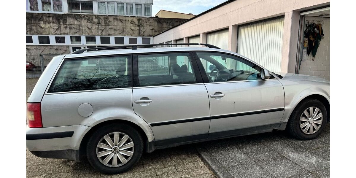 VW Passat 292.709 km 2.000 &euro; Monheim am Rhein 40789