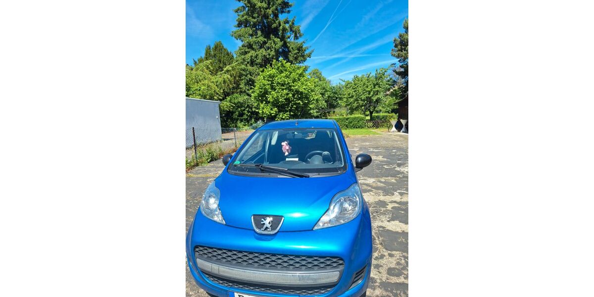 Peugeot 107 23.116 km 4.300 &euro; Düsseldorf 40231