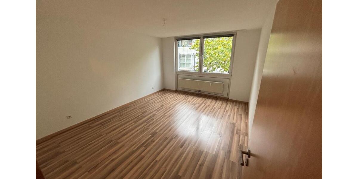 Etagenwohnung Erkrath - 3 Zimmer, 89 m&sup2;, 3.500&euro; | Angebot:26414750