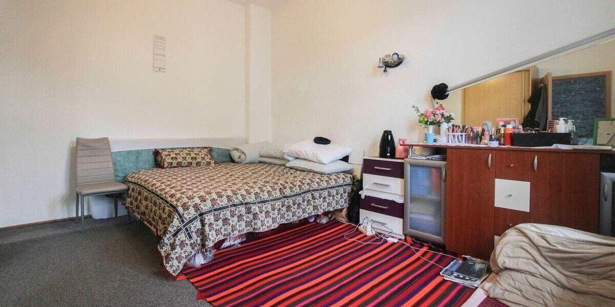 Familienfreundliche 6-Zimmer-Wohnung in bester Innenstadtlage 6 zimmer