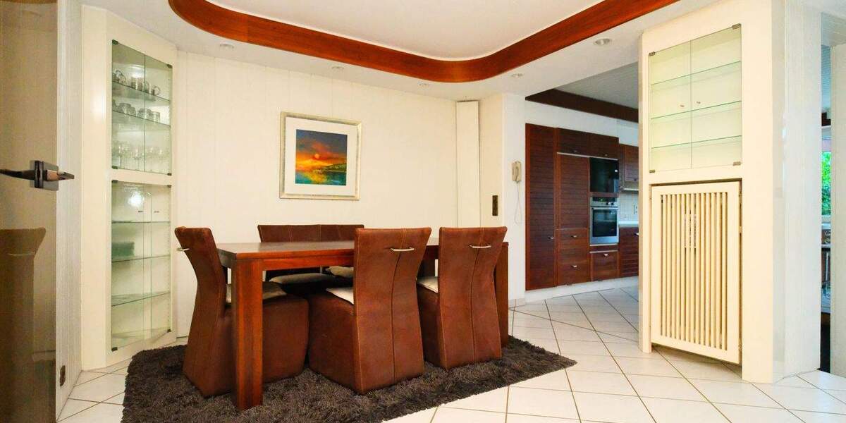 Reihenmittelhaus Neuss Vogelsang - 3 Zimmer, 113 m&sup2;, 395.000&euro; | Angebot:24825888