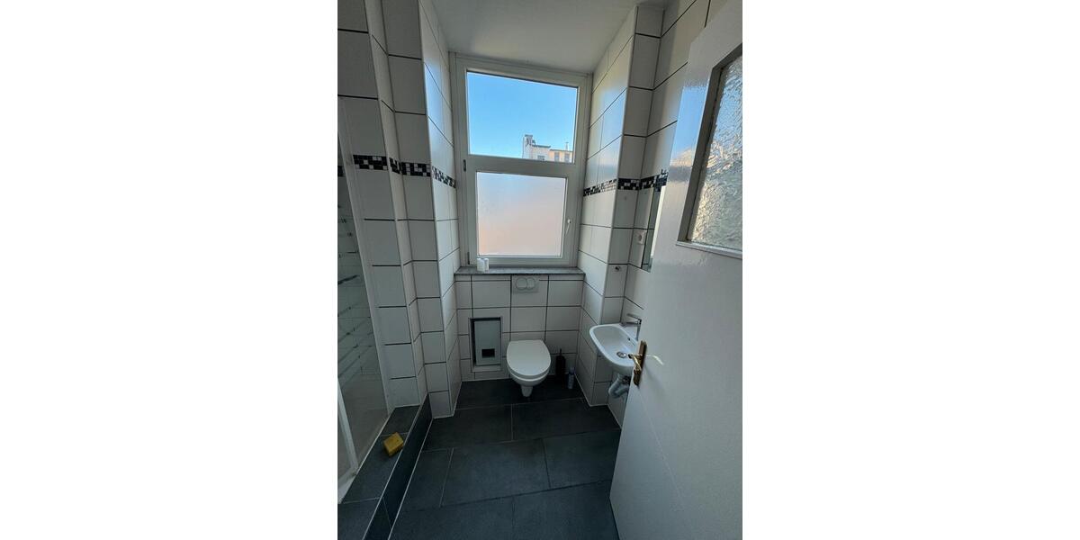 Schöne 2 Zimmer Wohnung komplett Möbliert im Herzen von Velbert 2 zimmer