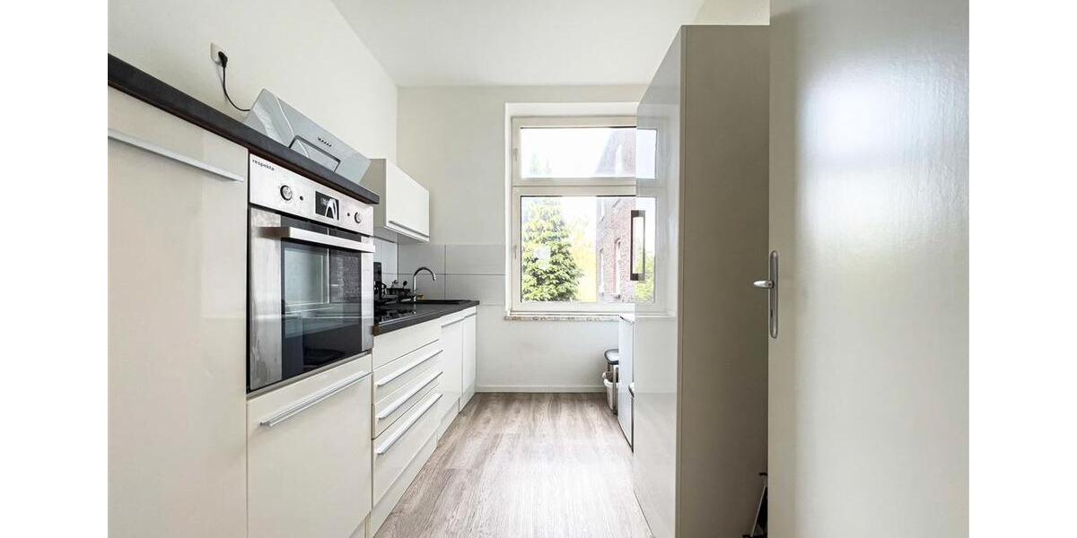 Etagenwohnung Düsseldorf Flingern Süd - 3 Zimmer, 83 m&sup2;, 1.300&euro; | Angebot:25438687