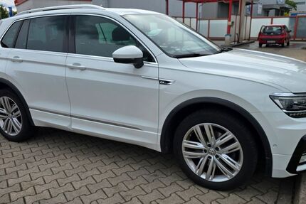 VW Tiguan 105.950 km 25.600 &euro; Monheim am Rhein 40789