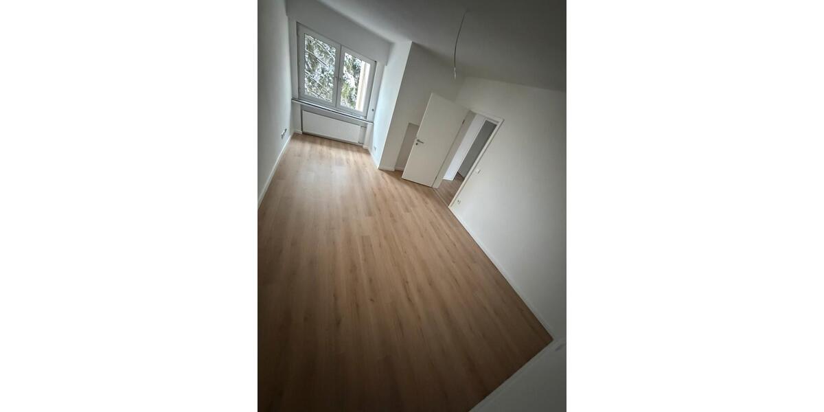 Top kernsanierte 4-Zimmer-Wohnung | 100 m² | 3. Etage 4 zimmer