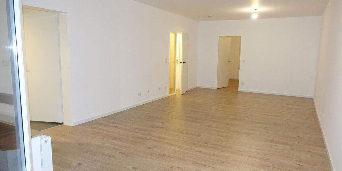 Terrassenwohnung Krefeld Stadtmitte - 2 Zimmer, 65 m&sup2;, 185.000&euro; | Angebot:25760366