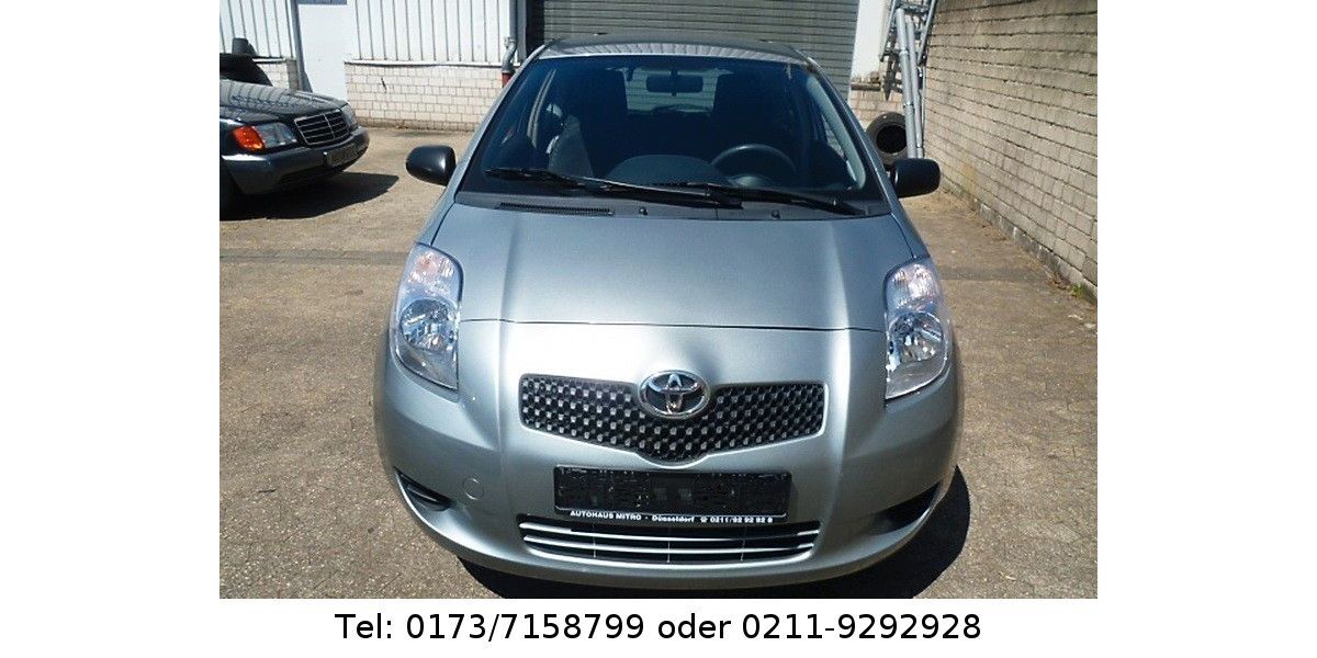 Toyota Yaris 172.000 km 2.499 &euro; Düsseldorf 40470