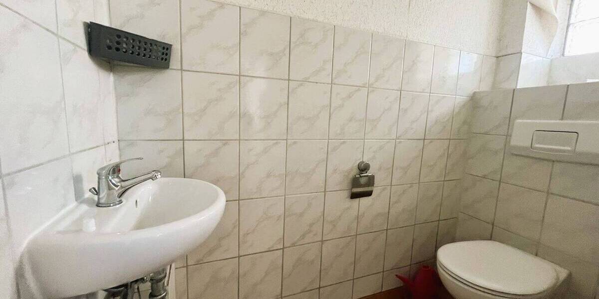 Etagenwohnung Mülheim an der Ruhr Styrum - 5 Zimmer, 111 m&sup2;, 170.000&euro; | Angebot:23982409