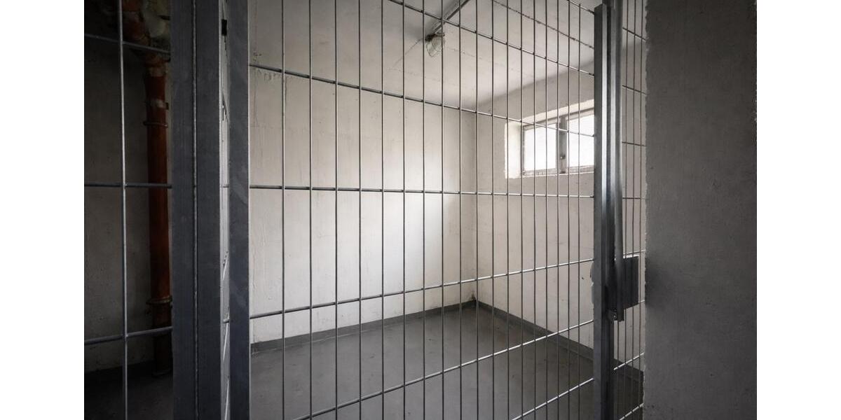 Etagenwohnung Düsseldorf Stadtbezirk 9 - 1 Zimmer, 31 m&sup2;, 155.000&euro; | Angebot:26385557