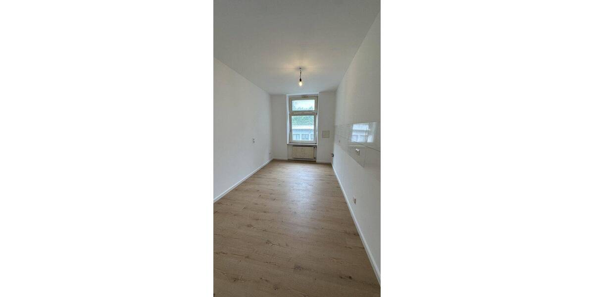 Etagenwohnung Wuppertal Barmen - 4 Zimmer, 94 m&sup2;, 840&euro; | Angebot:26801703