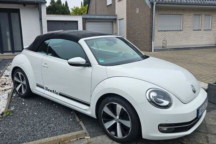 VW Beetle 143.532 km 11.950 € Mönchengladbach 41238