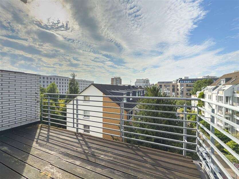 Wohnung zum Kaufen in Düsseldorf 369.000 € 68 m² 2 zimmer