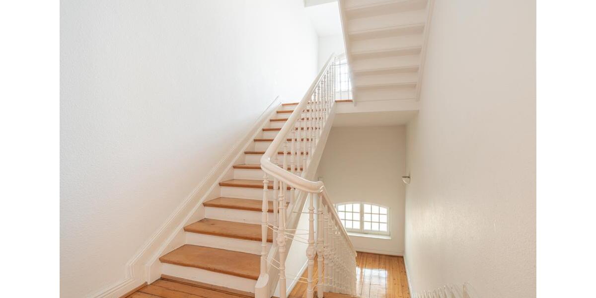 Etagenwohnung Düsseldorf Niederkassel - 3 Zimmer, 133 m&sup2;, 2.850&euro; | Angebot:25330845