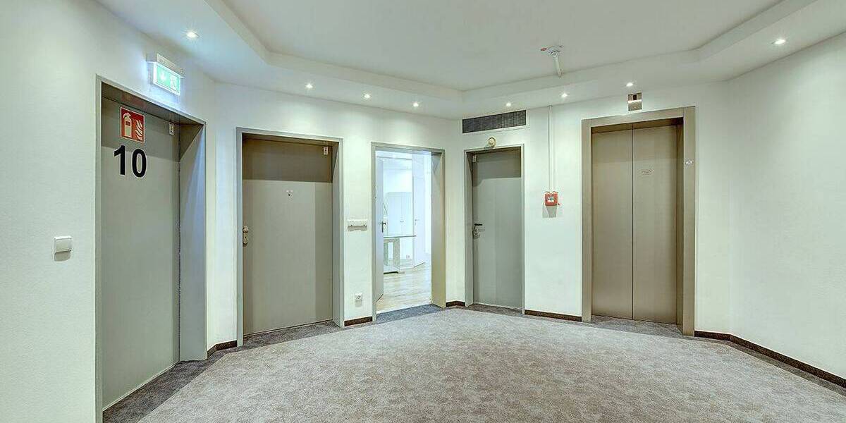Etagenwohnung Düsseldorf Golzheim - 2 Zimmer, 65 m&sup2;, 359.000&euro; | Angebot:26731330